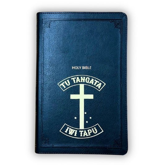 NKJV Personal Size Large Print Bible – Tu Tangata Iwi Tapu Edition